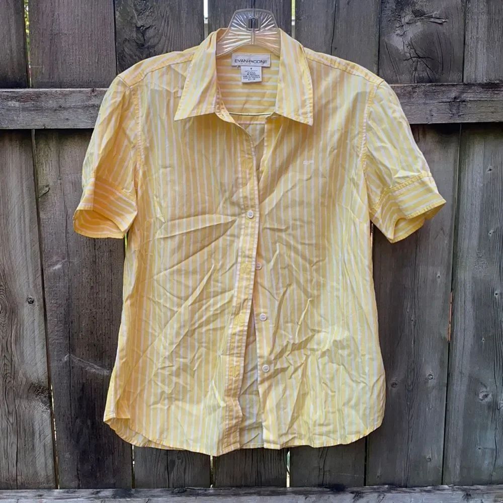 Evan Picone button Down Shirt sz. 6